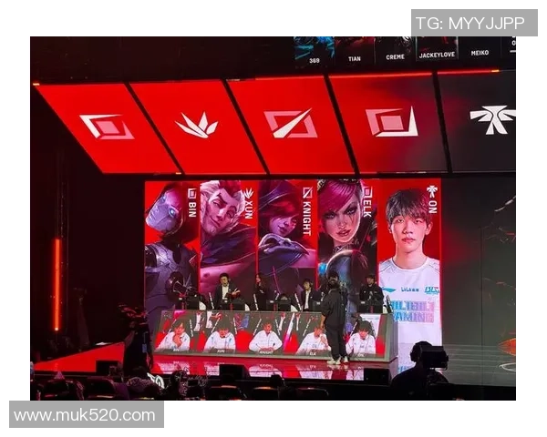 英雄麦克风：揭秘英雄联盟选手团战中的关键沟通与策略分享